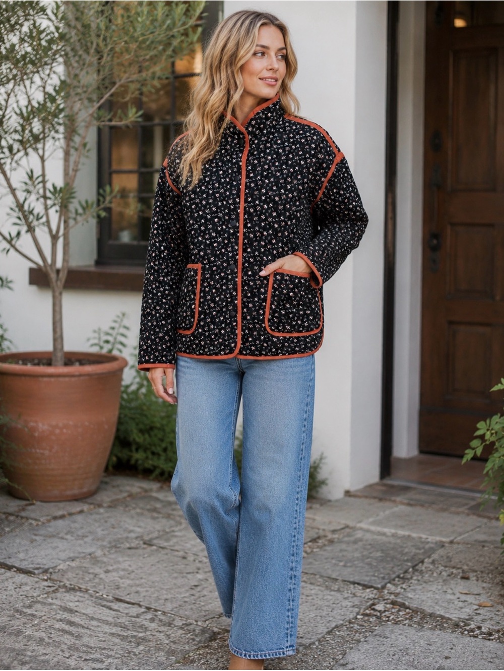 Nwot staccato Quilted Floral Boxy Jacket with Rust Trim - Black floral size L